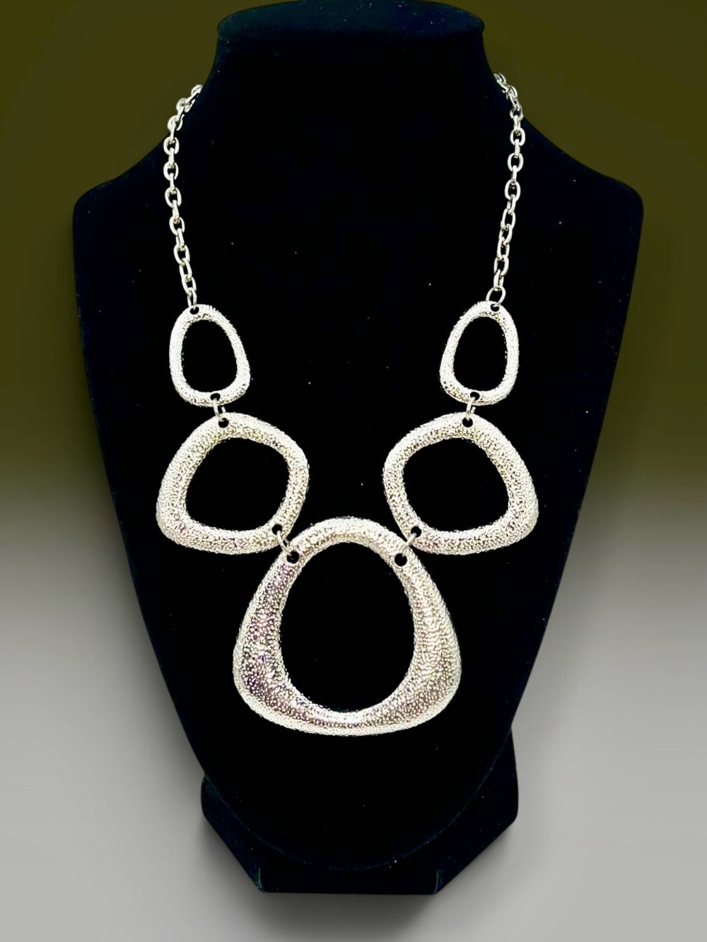 Chunky Silver Textured Geometric Loop Bib Statement Necklace